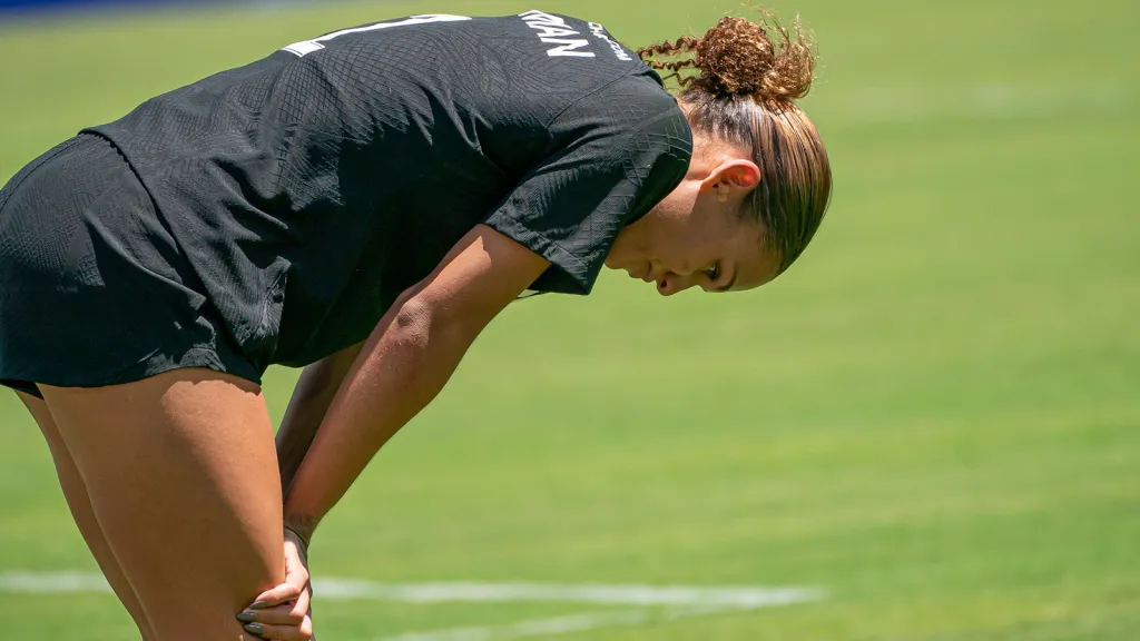Image accompanying: A pro soccer star’s struggle highlights youth sports risks