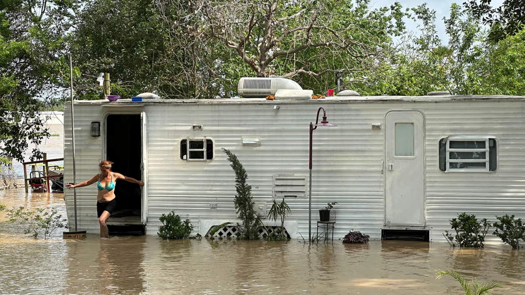 Image accompanying: After a flood, some manufactured home residents sometimes have nowhere safe to rebuild